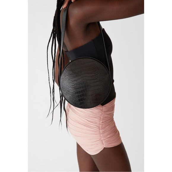 NWT Orseund Iris “Le Circle” Black Embossed Crocodile Vegan Leather Shoulder Bag - Picture 13 of 16